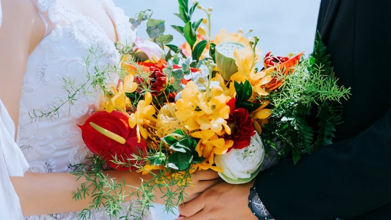 Ucapan Pernikahan untuk Saudara - Bunga