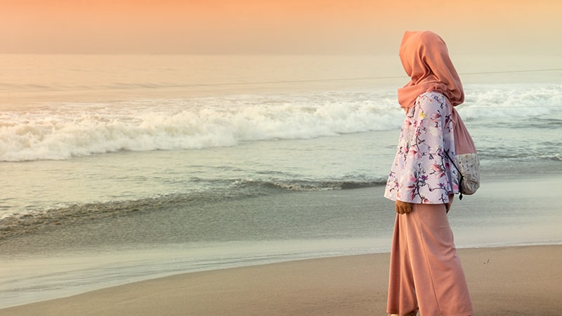 Kata-Kata Rindu Islami - Di Pinggir Pantai