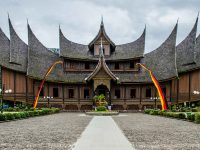 Asal Mula Nagari Minangkabau - Istana Pagaruyung