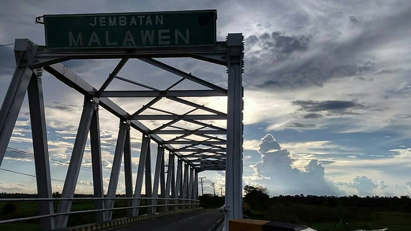 Asal Usul Danau Malawen - Jembatan Malawen