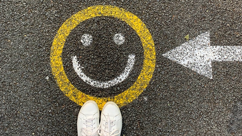 Kata-Kata Bijak Keren Singkat - Emoji Senyum