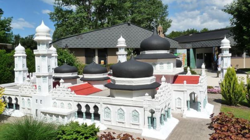 Sejarah Kerajaan Aceh - Miniatur Masjid