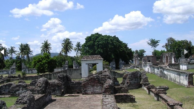 Sejarah Kerajaan Banten - Istana Kaibon
