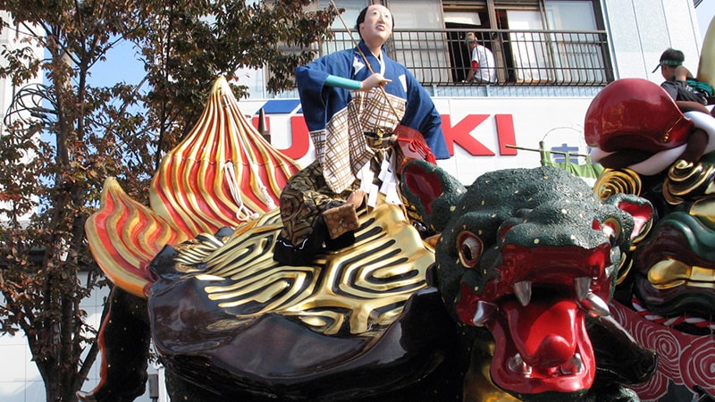 Cerita Rakyat Jepang Urashima Taro - Patung Urashima Taro